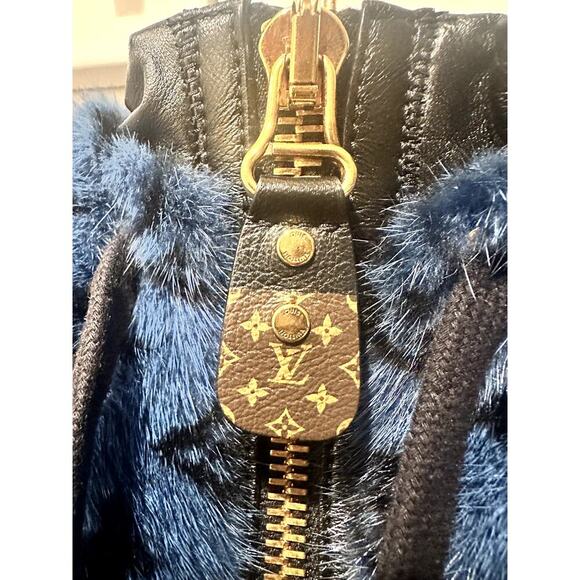 Louis Vuitton **RARE/LIMITED EDITION** Monogram Mink Peplum Vest - Blue - Picture 10 of 12